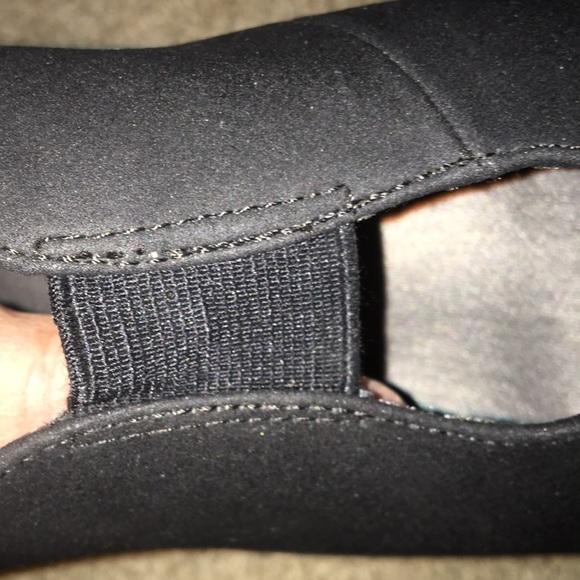 Life Stride Black Heels - Picture 9 of 10